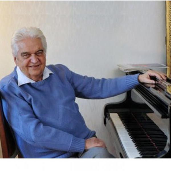 Знаменитый советский композитор Евгений Крылатов умер в Москве